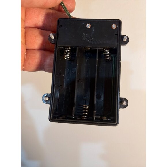 Lighted Nativity Christmas Wreath Velvet Accents Storage Bag Hammacher Schlemmer - Picture 10 of 13